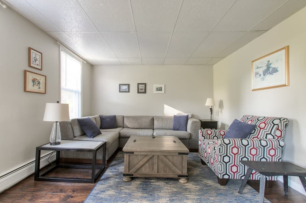 Photo of Bedroom in Housatonic