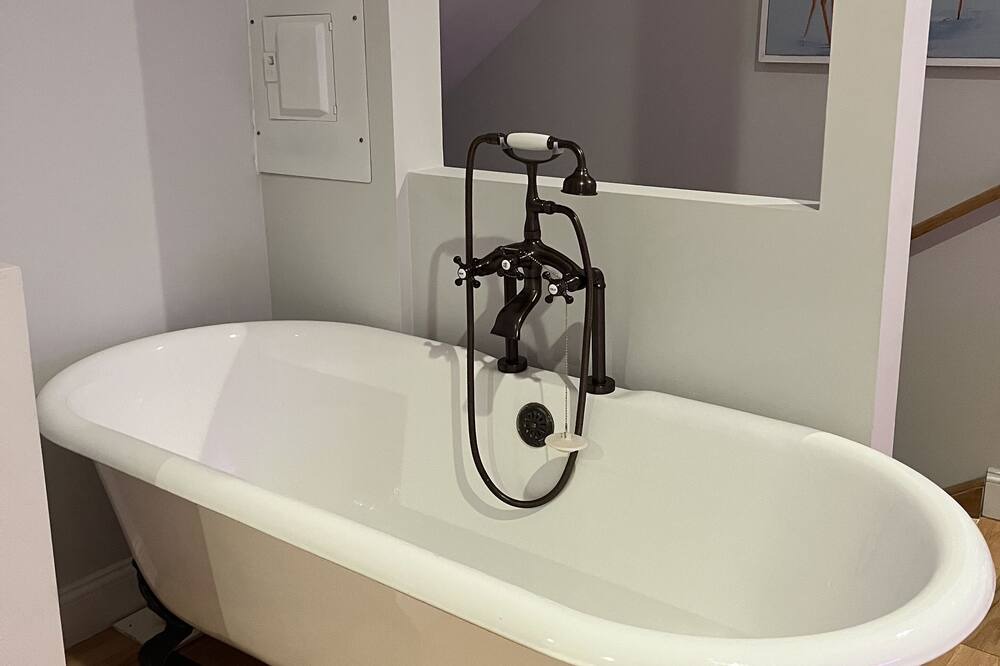 Photo of Bathroom in Old Saybrook Center