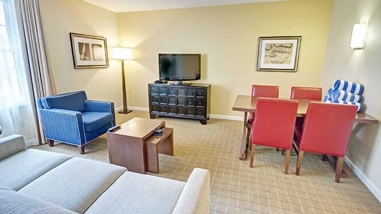 Photo of Livingroom in The Point
