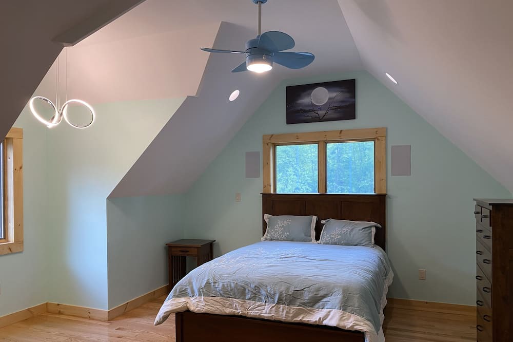 Photo of Bedroom in Weare