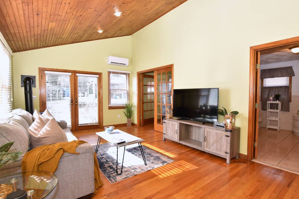 Photo of Livingroom in Pawtucket