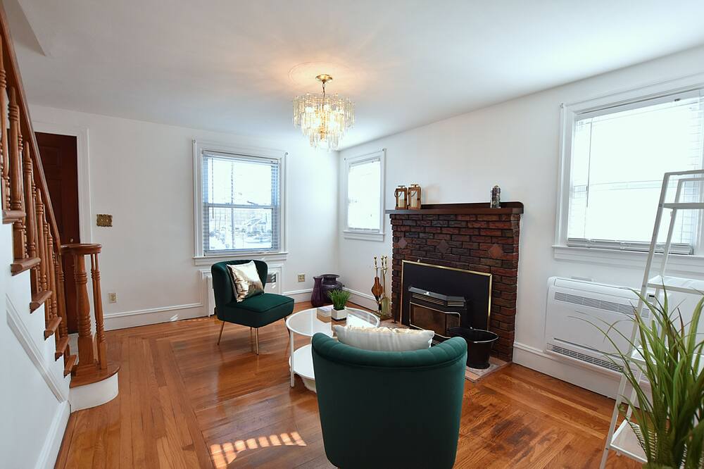 Photo of Livingroom in Pawtucket