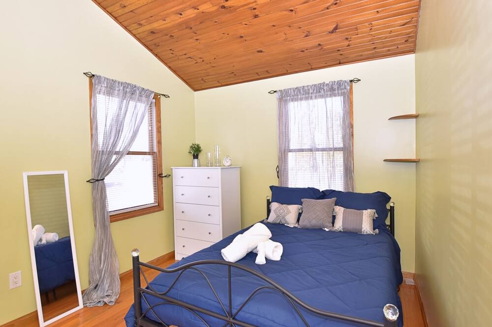 Photo of Bedroom in Pawtucket