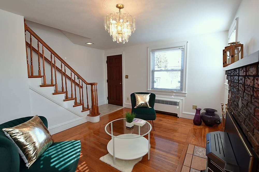 Photo of Livingroom in Pawtucket