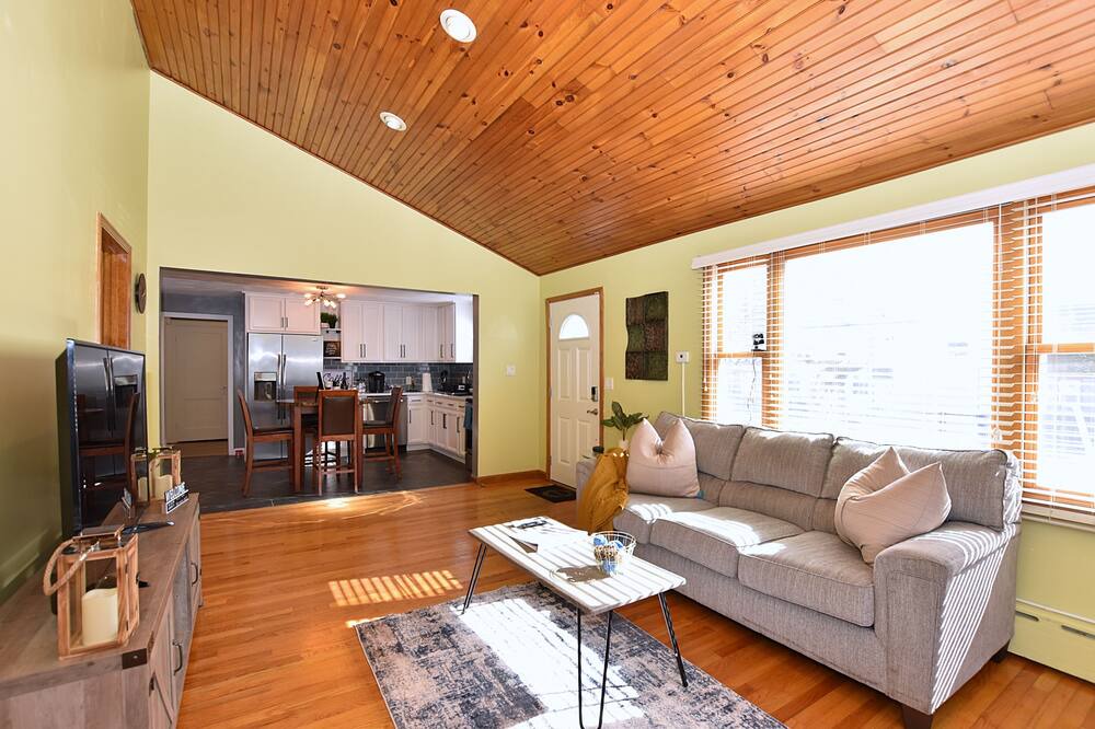 Photo of Livingroom in Pawtucket