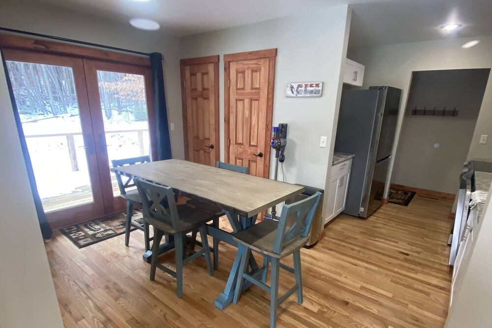 Photo of Kitchen in North Creek