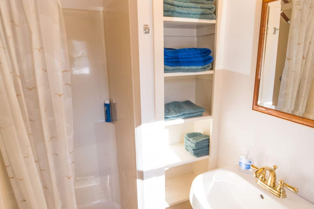 Photo of Bathroom in Hillsboro