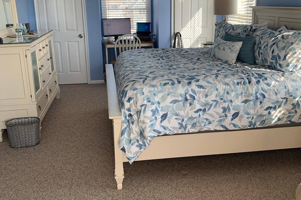Photo of Bedroom in Beach Haven West