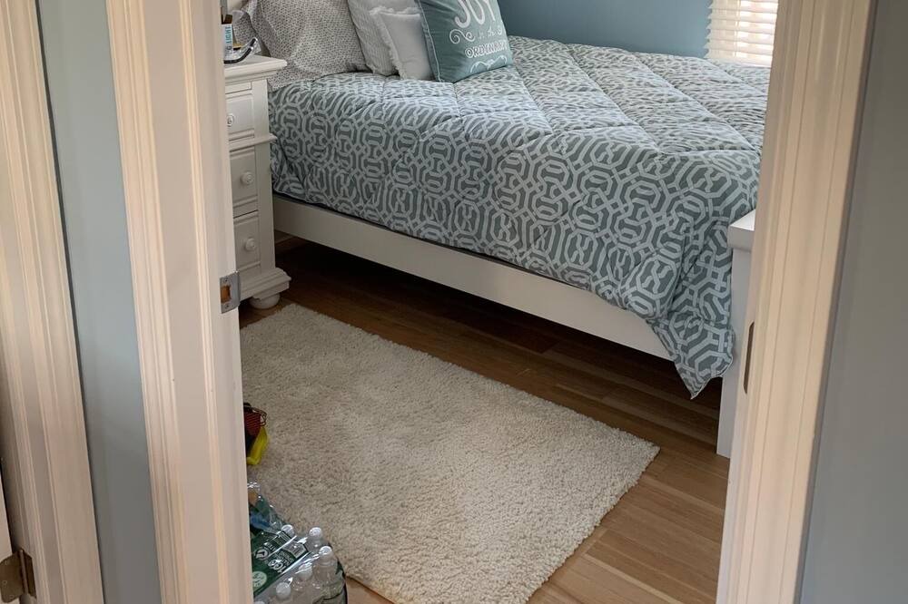 Photo of Bedroom in Beach Haven West
