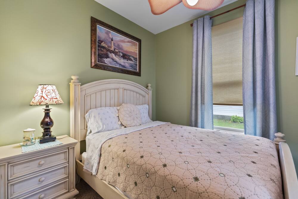 Photo of Bedroom in Summer Village