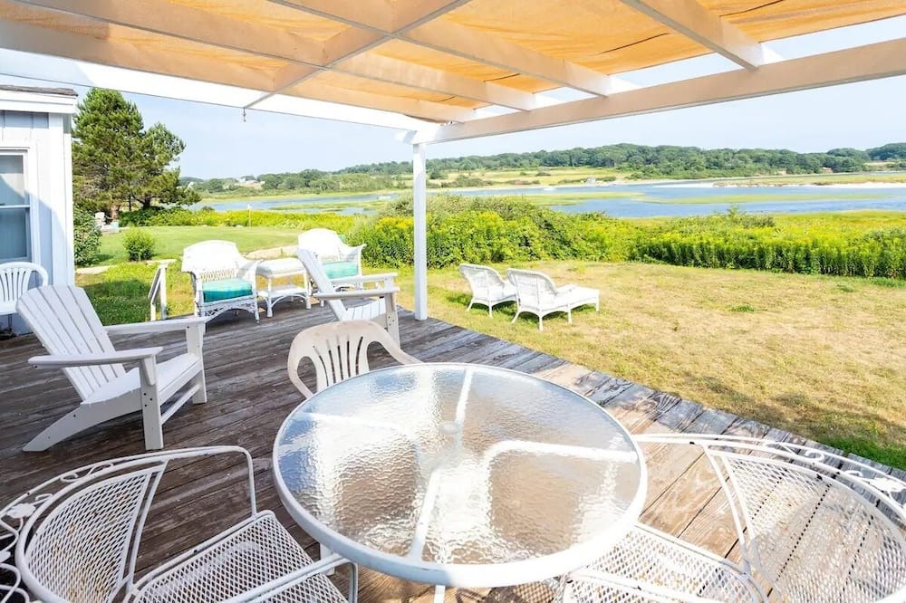 Photo of Patio Balcony in Higgins Beach