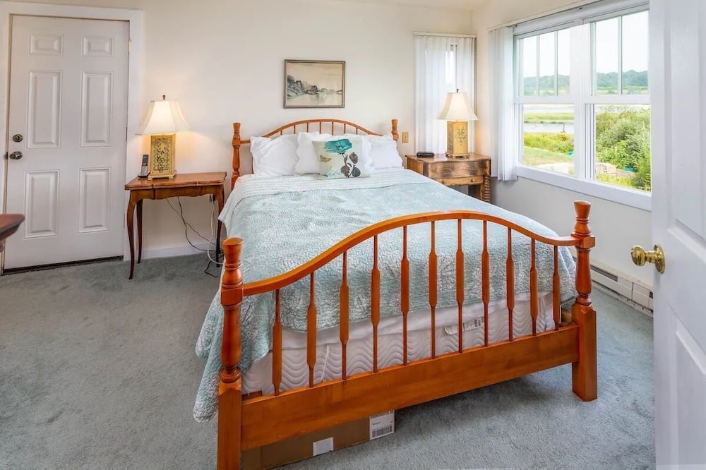 Photo of Bedroom in Higgins Beach