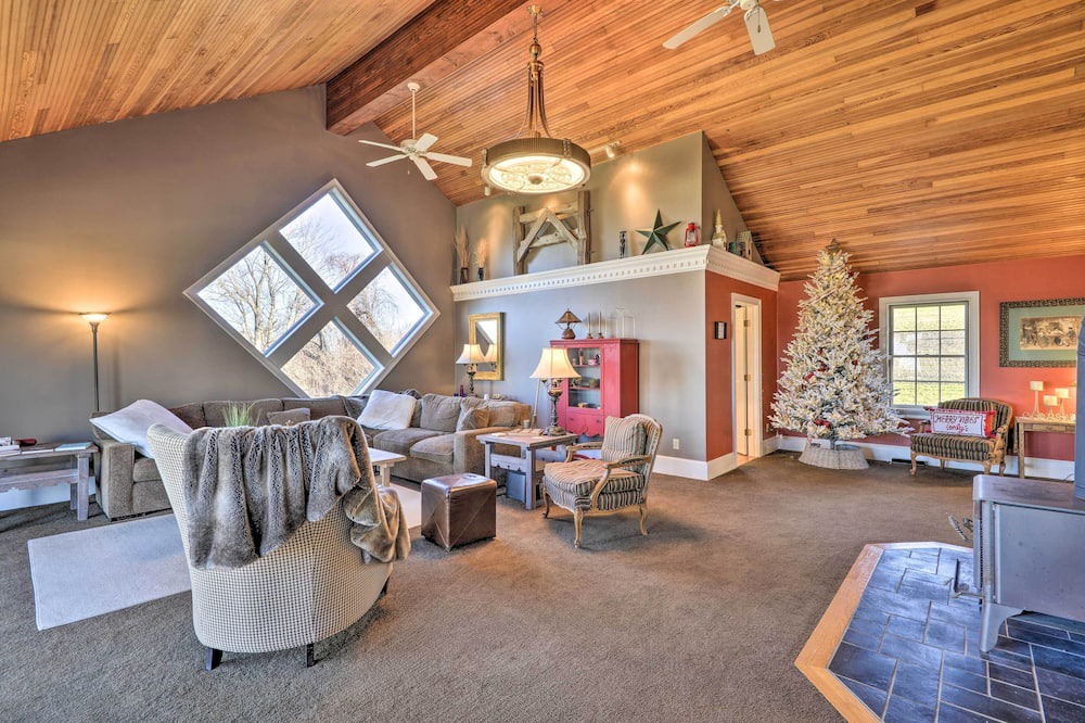 Photo of Bedroom in Tully