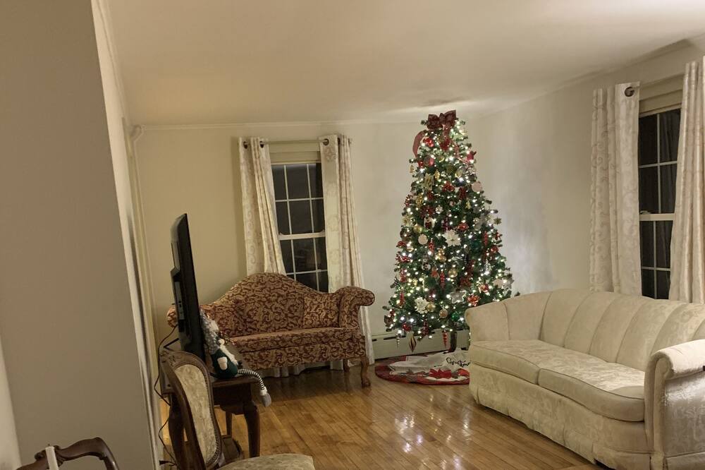 Photo of Livingroom in Williamstown