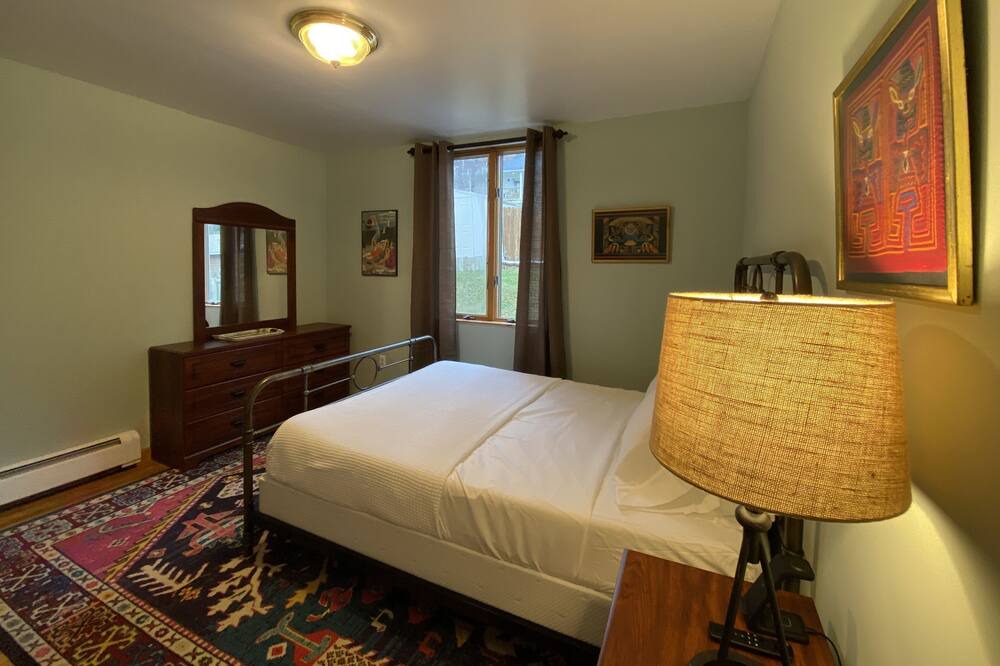 Photo of Bedroom in Copake Lake