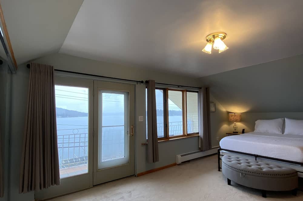 Photo of Bedroom in Copake Lake