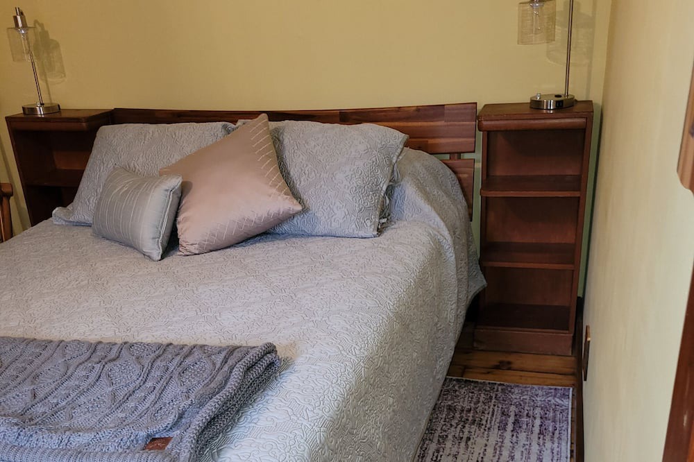 Photo of Bedroom in Ulster Park