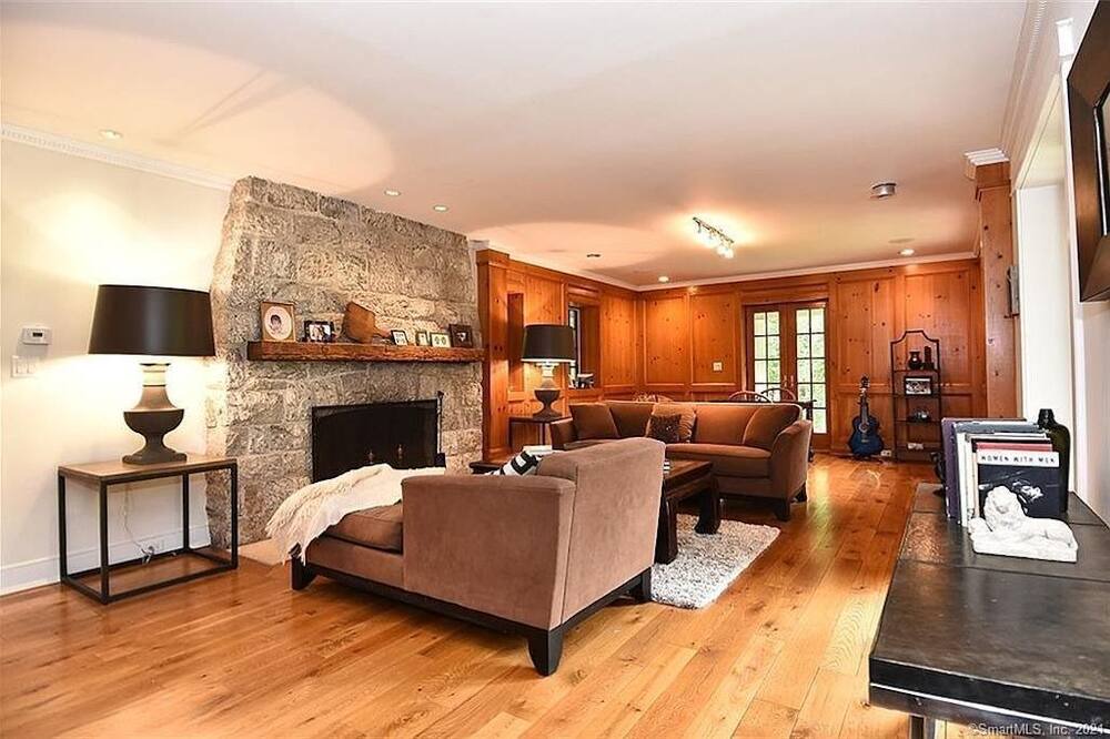 Photo of Bedroom in Norwalk