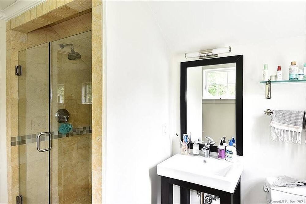 Photo of Bathroom in Norwalk