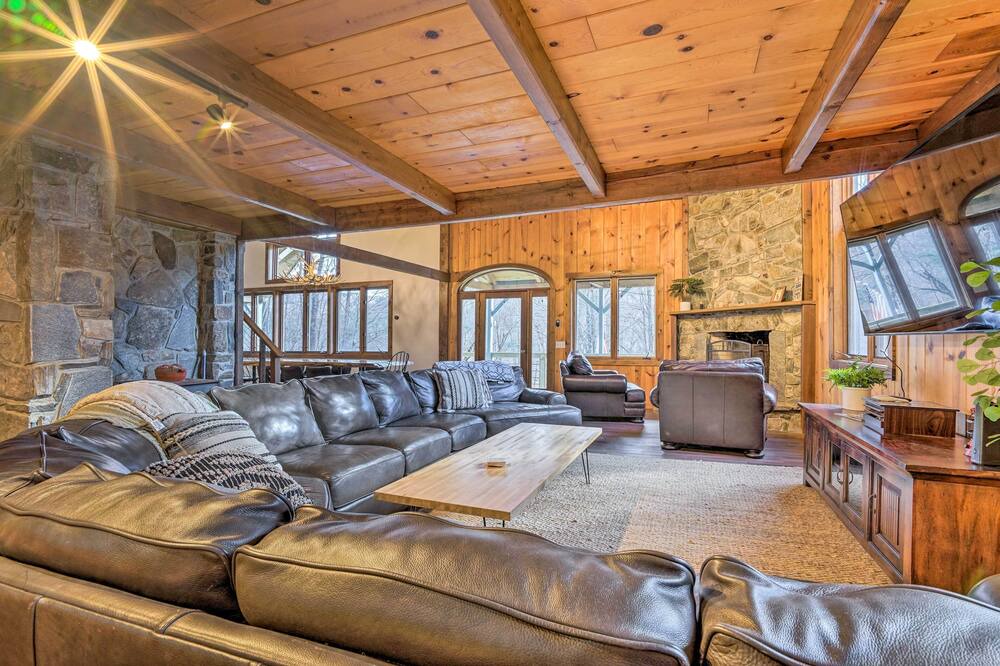 Photo of Livingroom in Wardsboro