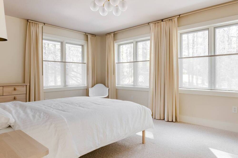 Photo of Bedroom in Glendale