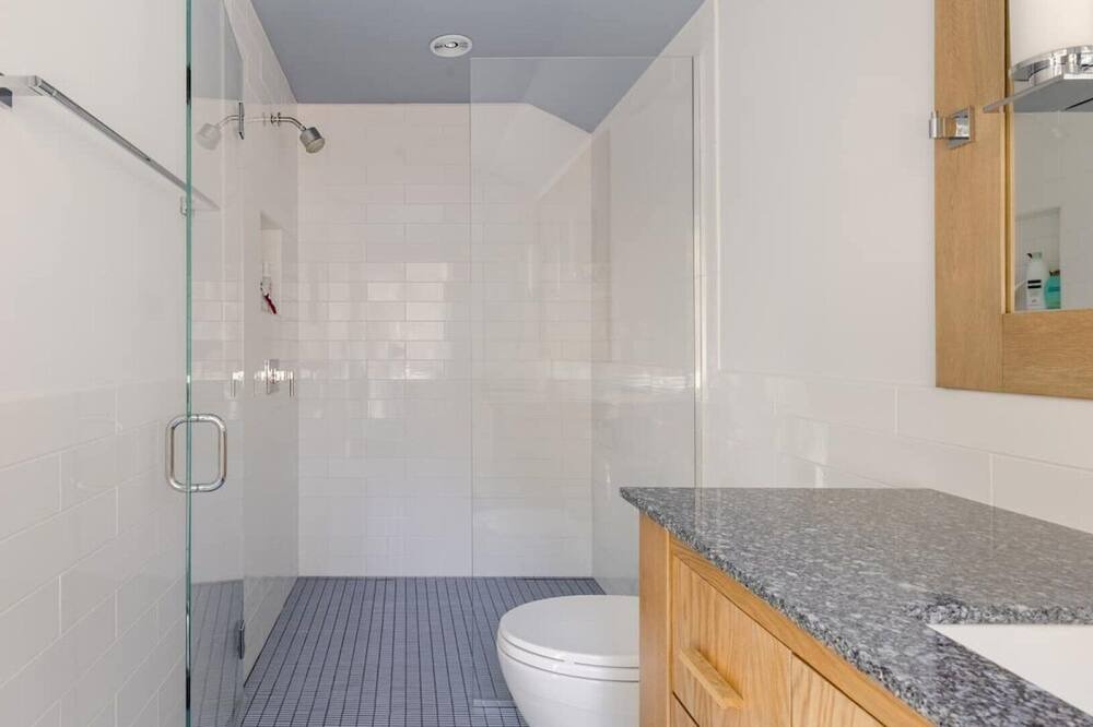 Photo of Bathroom in Glendale