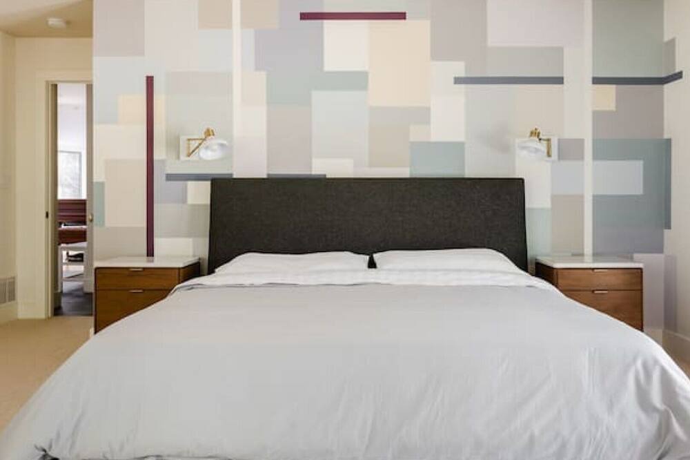 Photo of Bedroom in Glendale