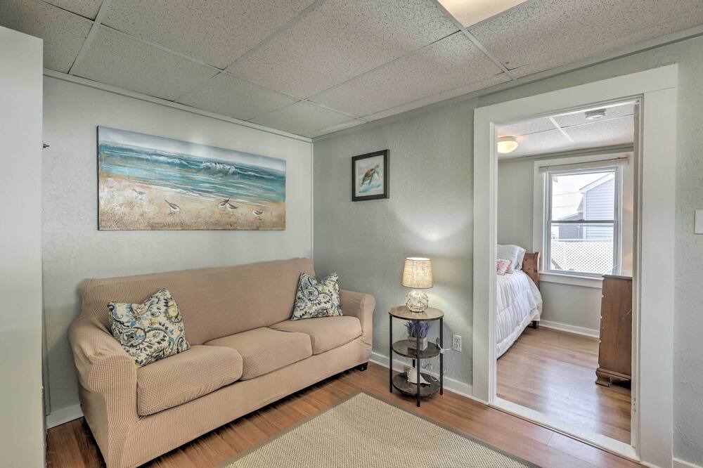 Photo of Livingroom in Hampton