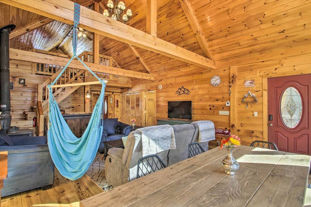 Photo of Livingroom in Fryeburg