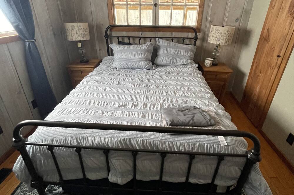 Photo of Bedroom in Copake Lake
