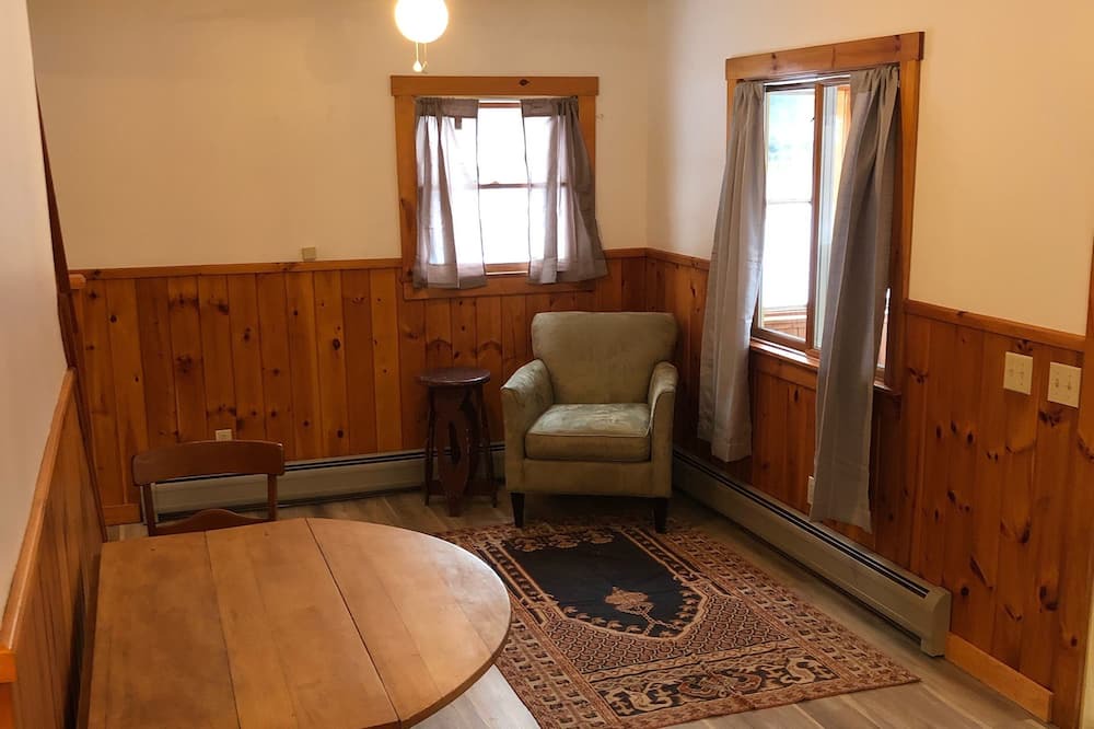 Photo of Livingroom in Barton
