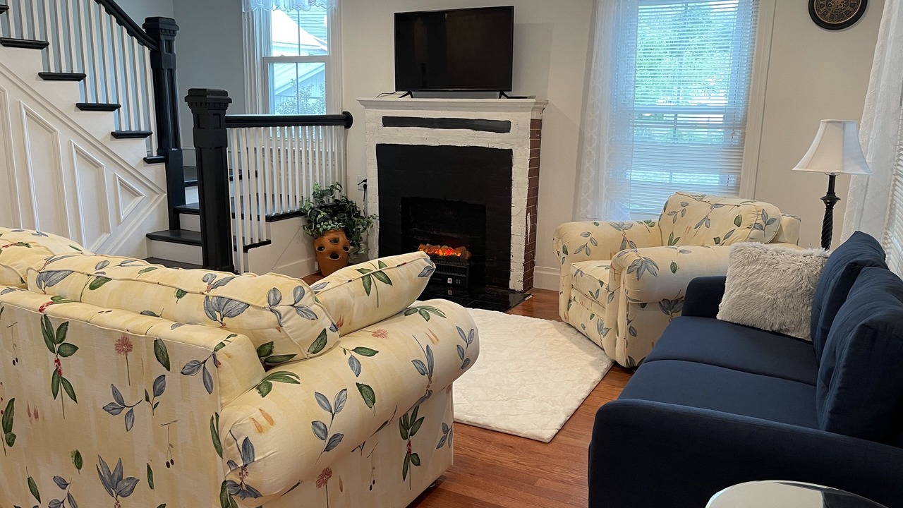 Photo of Livingroom in Chestertown