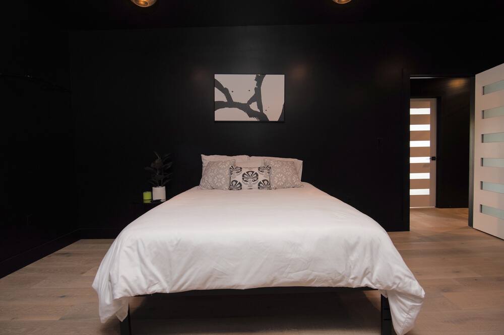 Photo of Bedroom in Plattsburgh