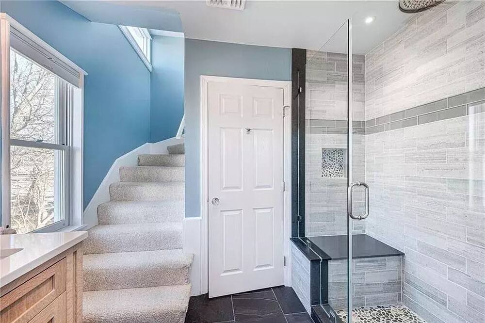 Photo of Bathroom in Fifth Ward