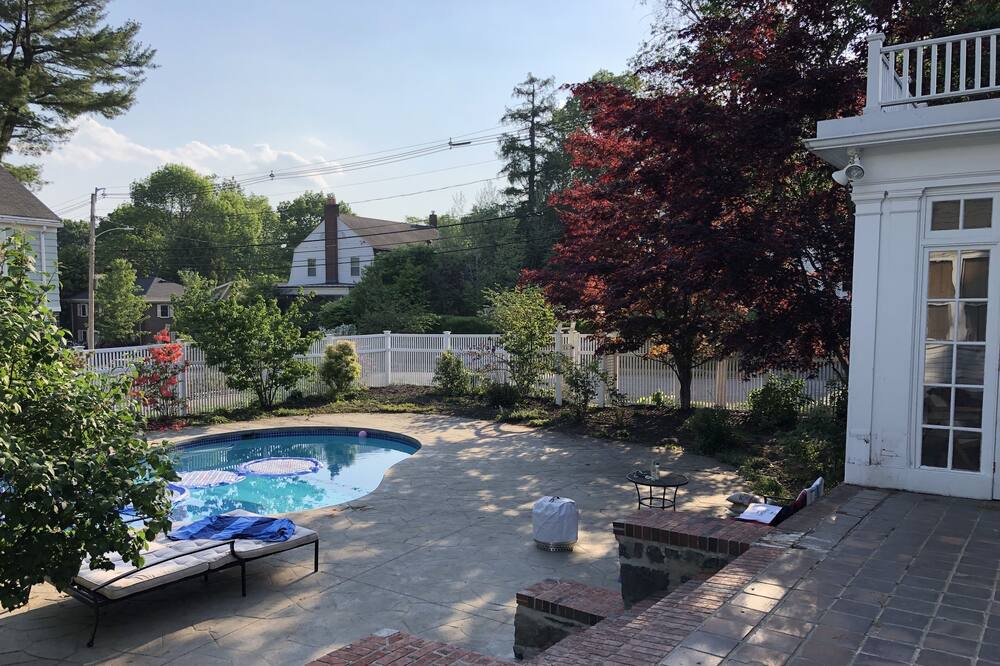 Photo of Outdoor in Rosemont