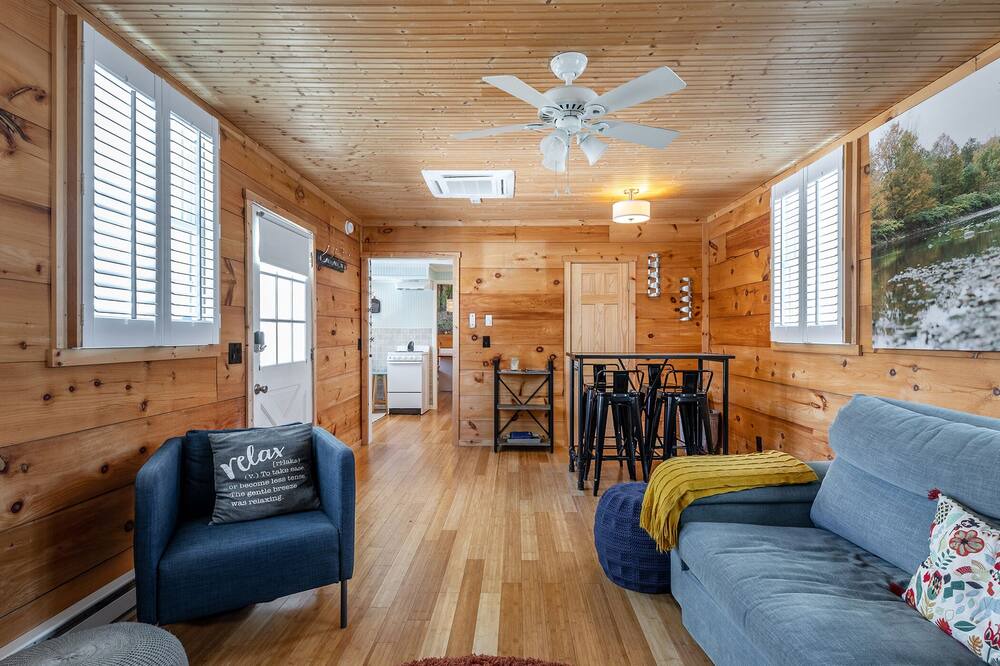 Photo of Livingroom in Lakeside