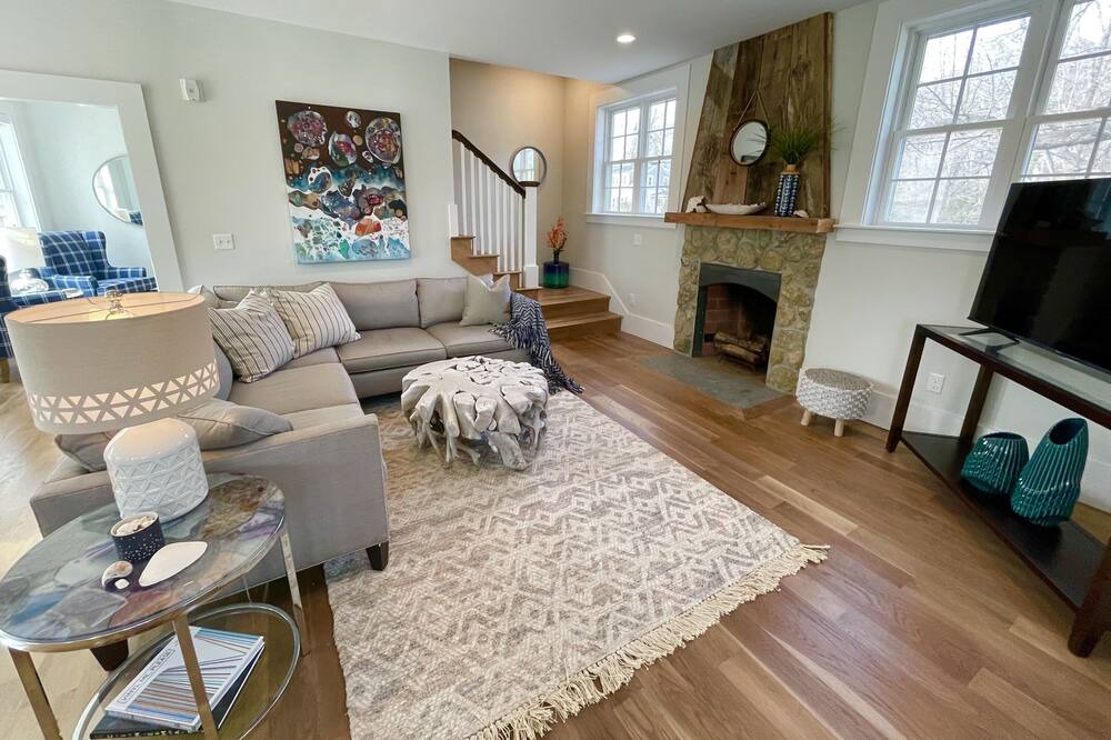 Photo of Livingroom in Hampton
