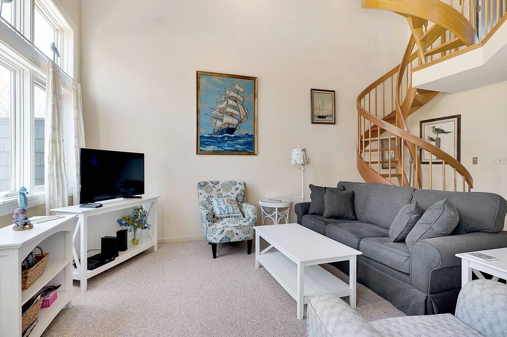 Photo of Livingroom in Ocean Park