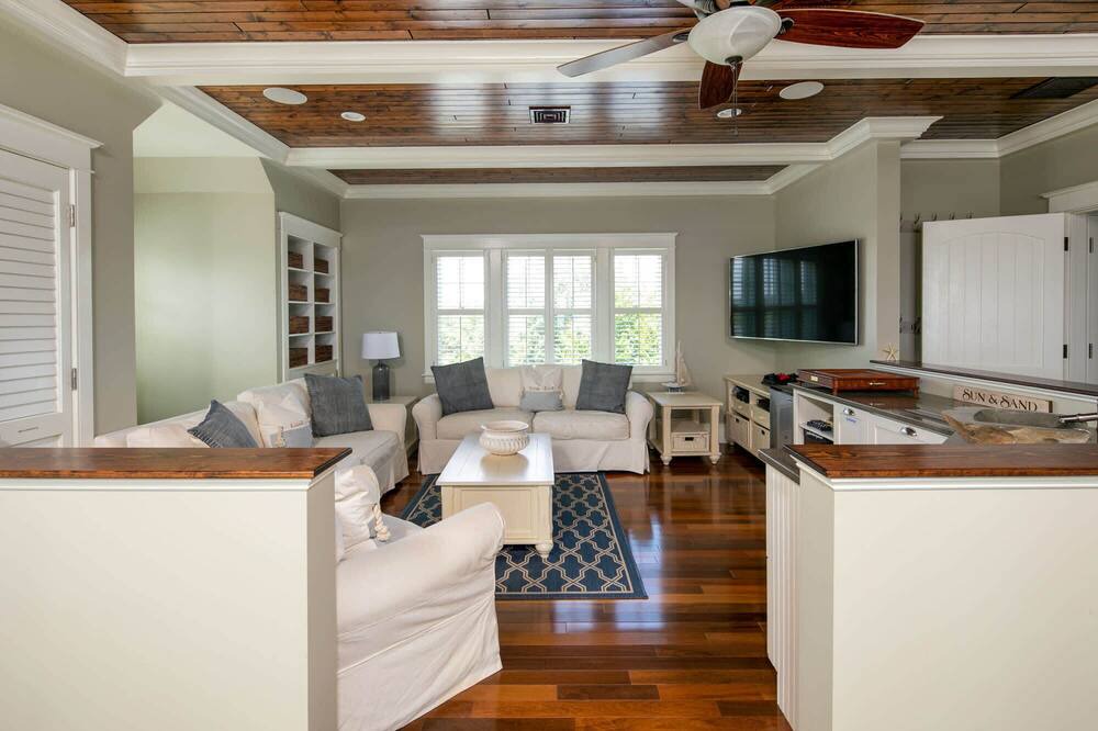 Photo of Bedroom in Mattapoisett Center