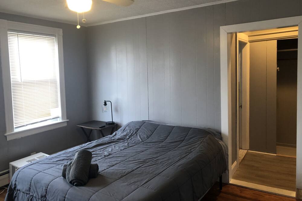 Photo of Bedroom in Warwick