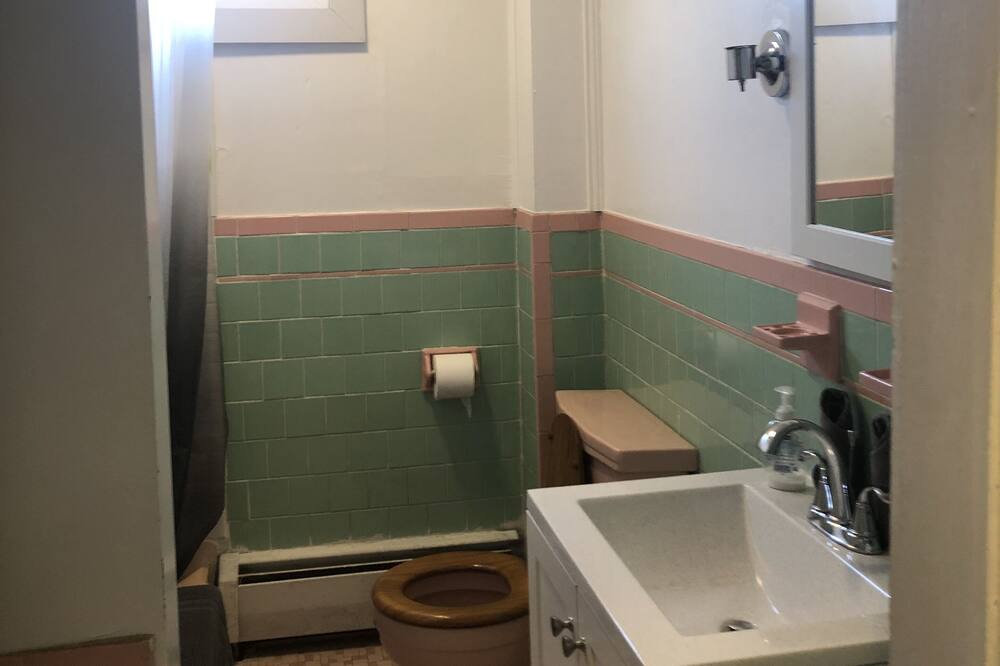 Photo of Bathroom in Warwick
