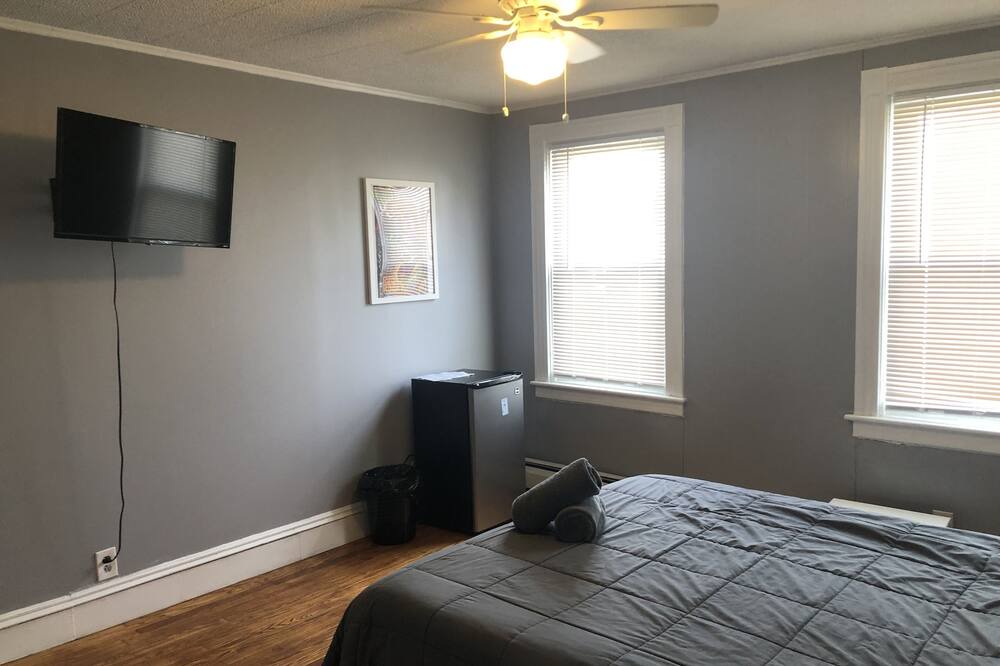 Photo of Bedroom in Warwick