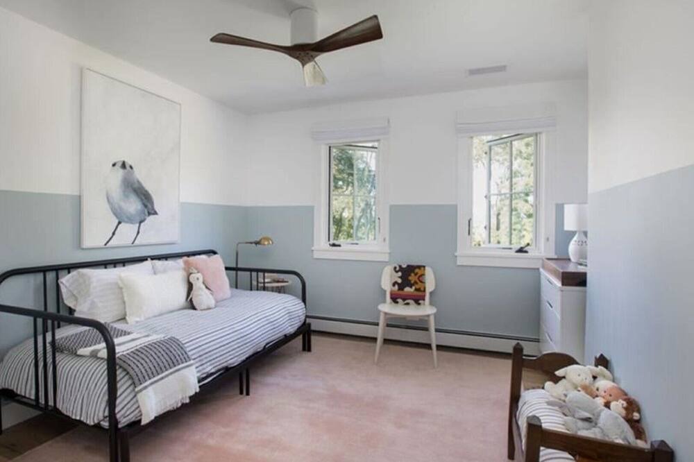 Photo of Livingroom in Sharon