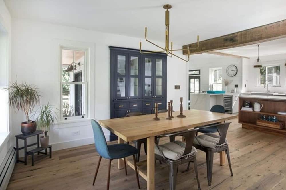 Photo of Kitchen in Sharon