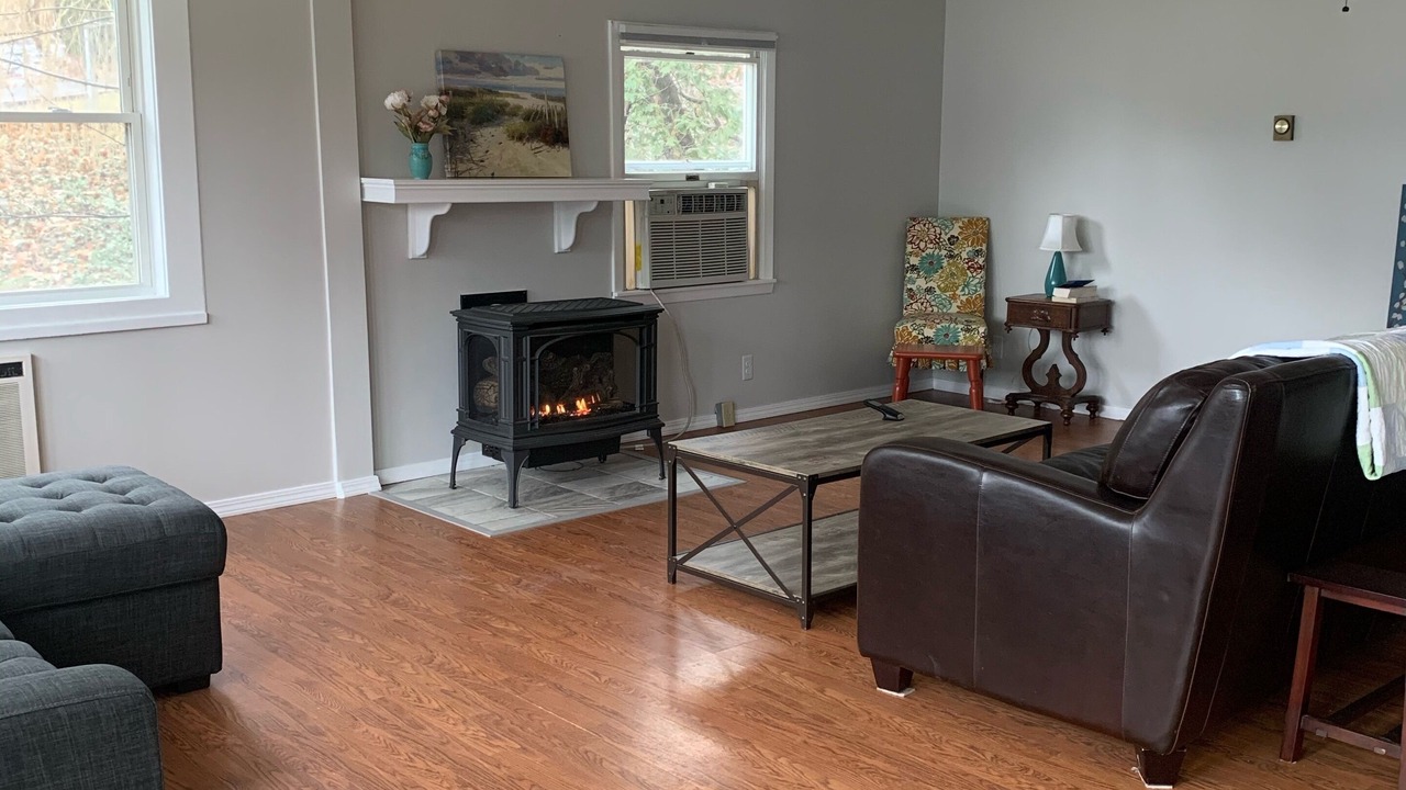 Photo of Livingroom in Honeoye