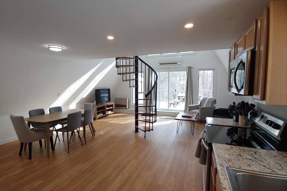 Photo of Kitchen in Sunapee