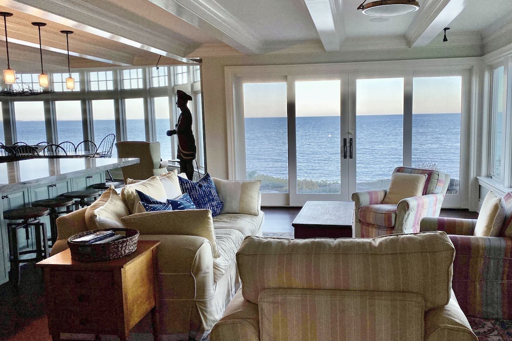 Photo of Livingroom in Cape Elizabeth