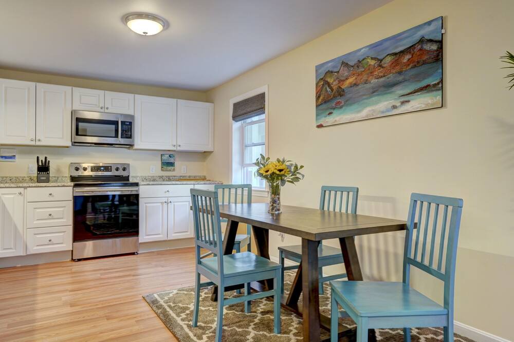 Photo of Kitchen in York Harbor