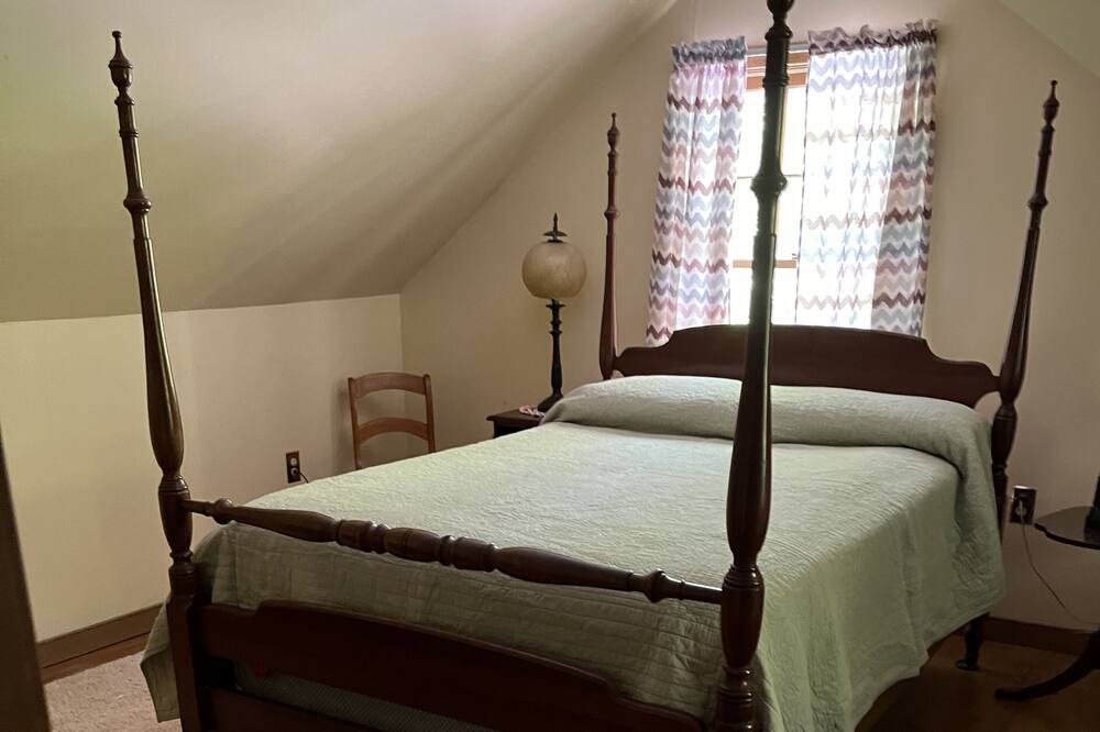 Photo of Bedroom in Weston
