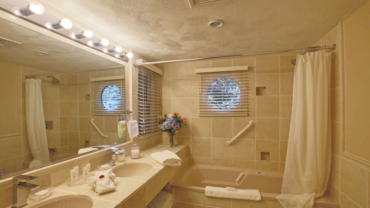 Photo of Bathroom in Chatham